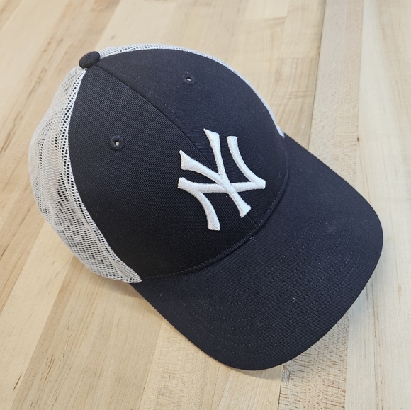 47 Accessories - New York Yankees '47 Women's Adjustable Trucker Hat Navy Blue